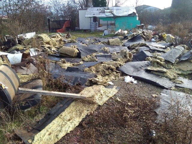 discarica via tarlati