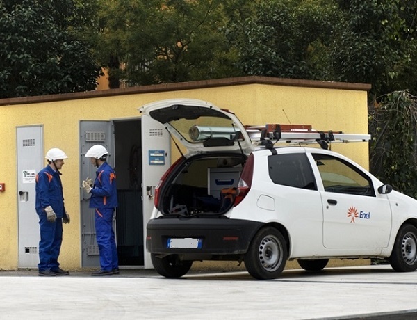 operai enel centralina