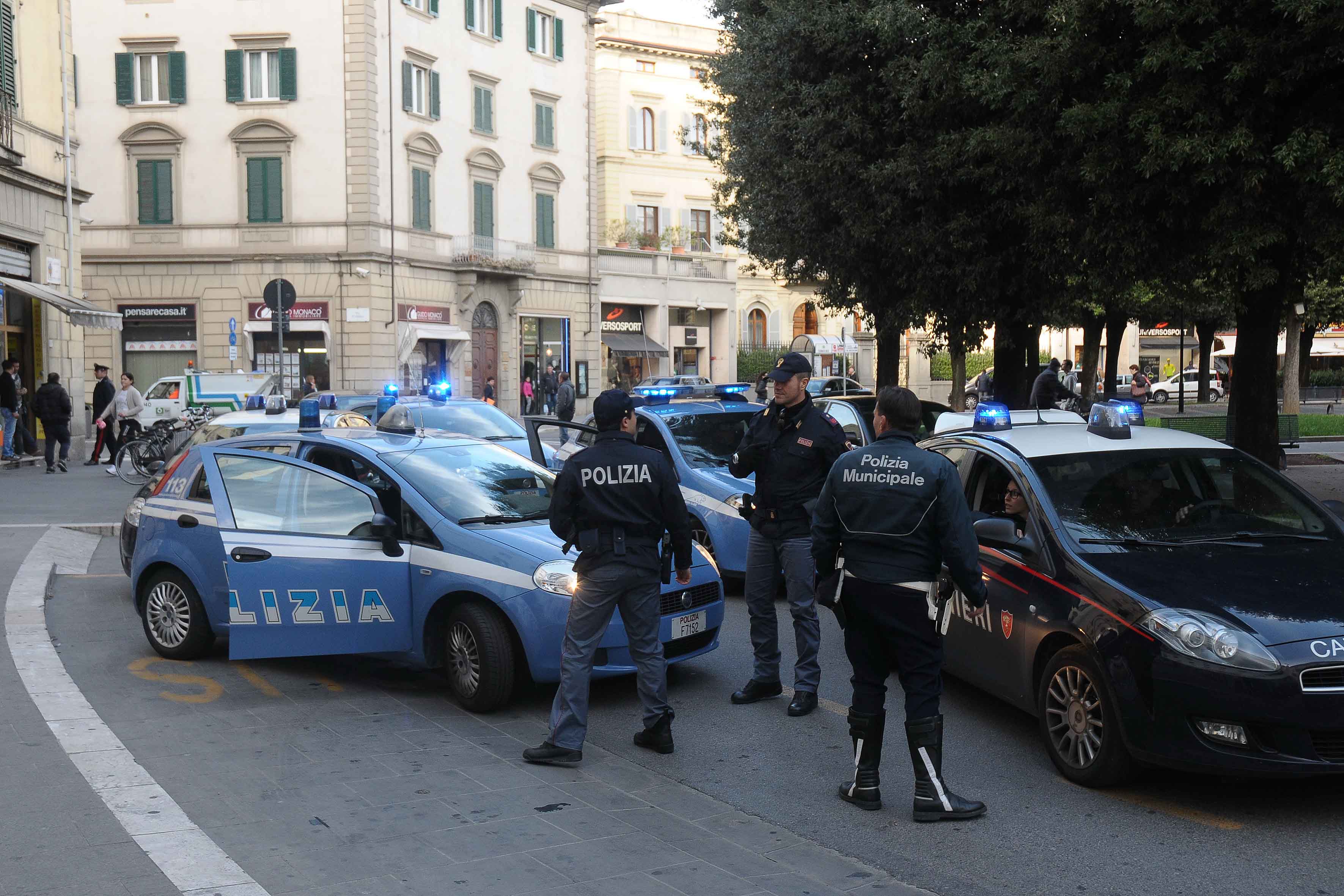 operazione polizia8