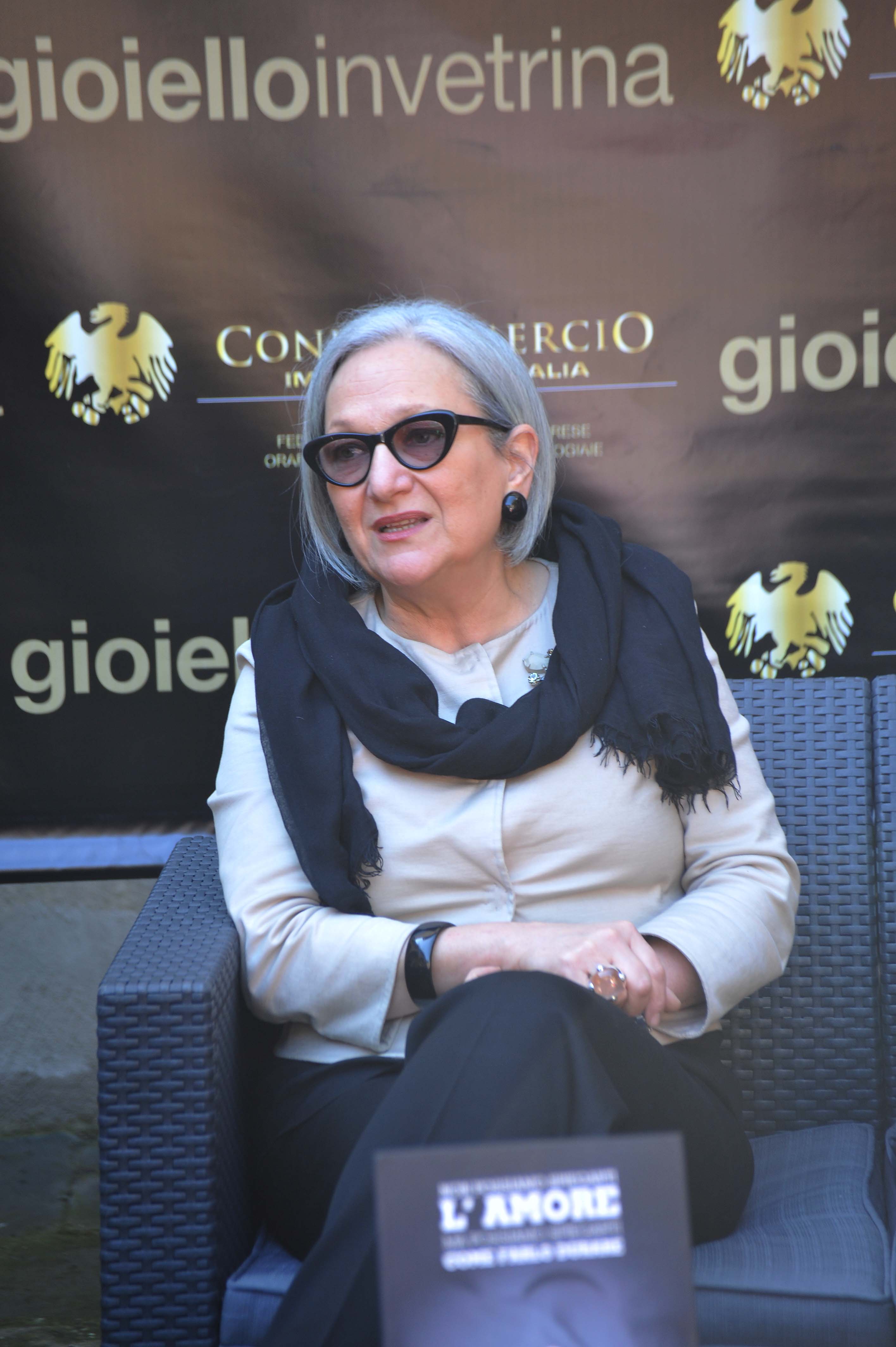 ANNA lAPINI