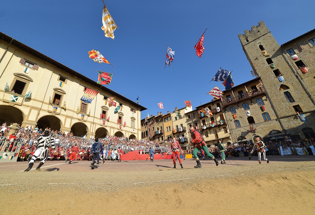 Sbandieratori di Arezzo 1