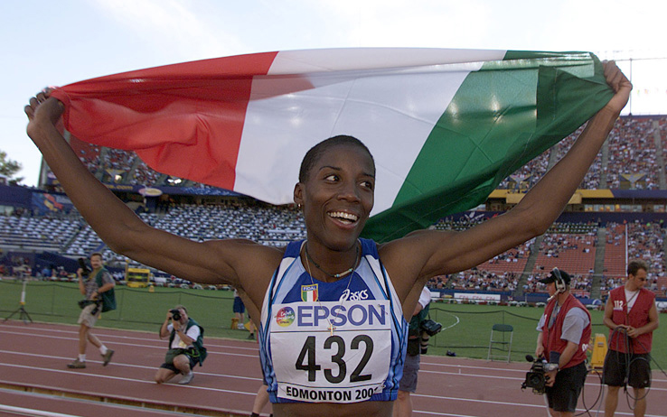 fiona may oro edmonton 2001 getty