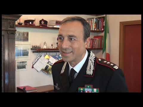 Emergenza virus, i carabinieri  portano la pensione a casa agli anziani
