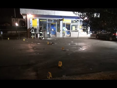 Assalto nella notte alle Poste di Pratantico, ladri fanno esplodere il bancomat