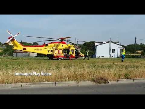 Incidente lungo la Sr 71, pedone investito a Rigutino: grave un 86enne