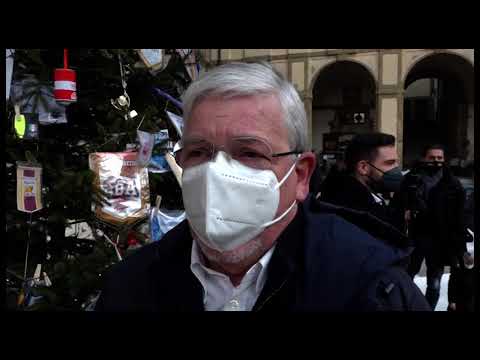 In Piazza Grande l'albero di Natale dello sport aretino