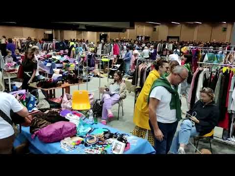 Successo per il Mercato delle Pulci al Centro Affari
