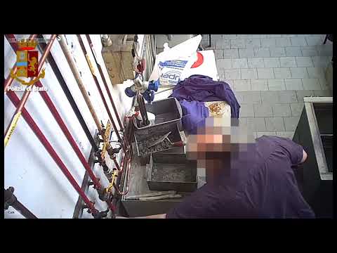 Arezzo. Ruba oro nella ditta per cui lavora: arrestato. Ammanco da 200mila euro