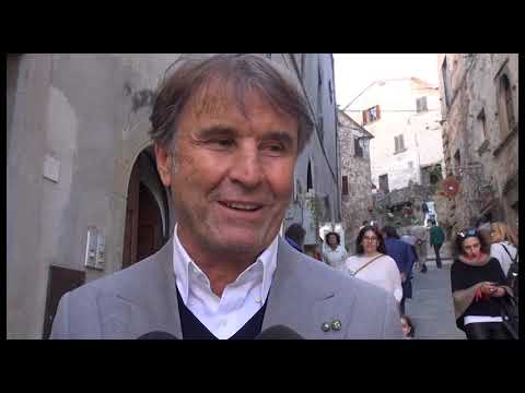 Anghiari, il re del cachemire Brunello Cucinelli alla Mostra Mercato dell'Artigianato