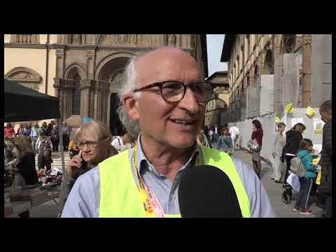 Calcit, in Piazza Grande torna il mercatino dei ragazzi: raccolti oltre 18mila euro. Polemica multe