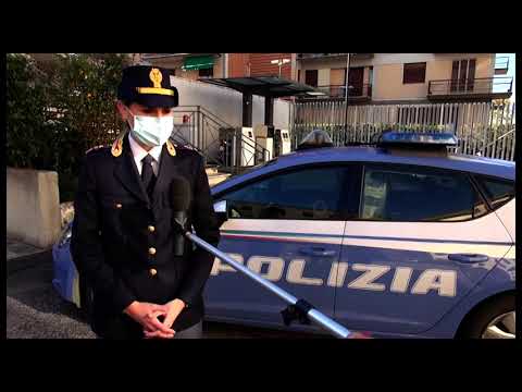 Arezzo. Prima gli chiede l’elemosina, poi lo rapina: in manette un 20enne