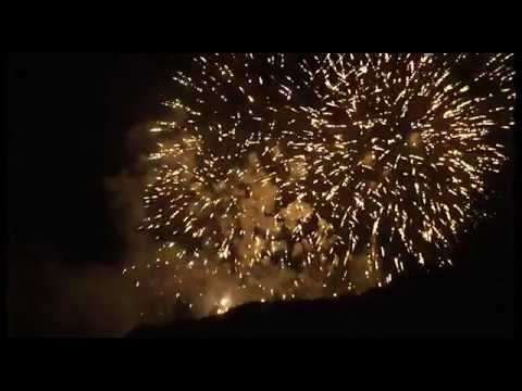 Arezzo si stringe a San Donato. Spettacolo pirotecnico da applausi
