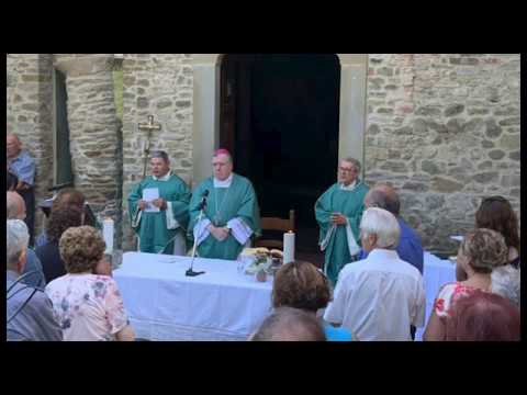 Bagnoro risorge: santa Messa di Mons. Fontana all'esterno della chiesa danneggiata dal maltempo