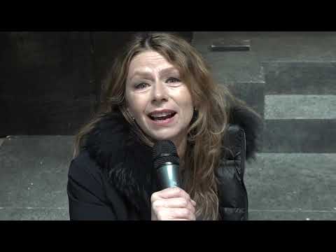 Amanda Sandrelli porta in scena 