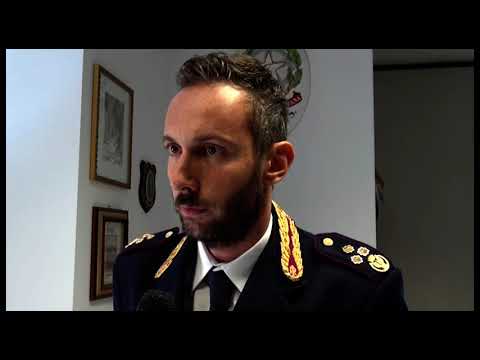 Arezzo. Sassate e bottigliate contro la Polizia Municipale: arrestato