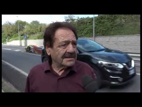 Auto si schianta contro una casa, il proprietario: “un incubo senza fine. Fate qualcosa”