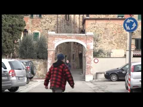 Molotov contro la caserma dei Carabinieri: prosegue la caccia all'uomo