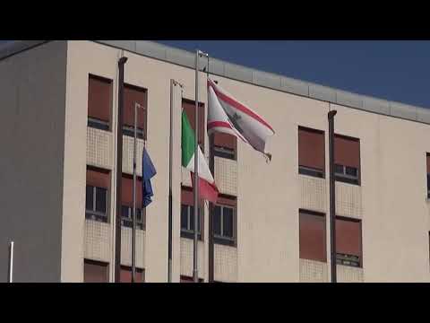 Calciatore 16enne morto per un malore. Si fermano le prime squadre dei club dove giocava