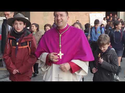 Cortona (Ar), la calorosa accoglienza della comunità al Vescovo Andrea Migliavacca