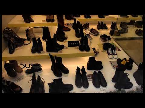 Arezzo, al via lo shopping di Natale tra speranze e timori