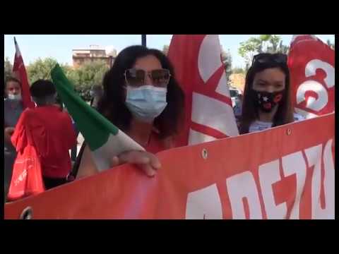 Arezzo. Mobilitazione degli addetti mense scolastiche e pulizie