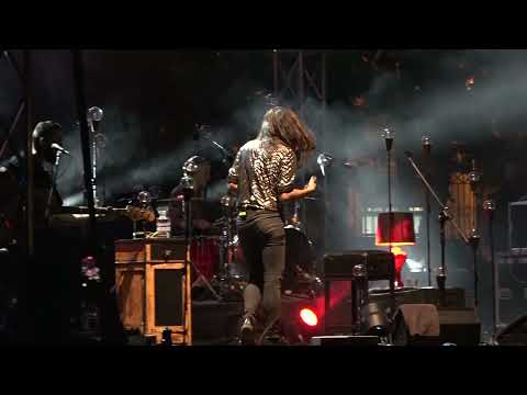 I Fast Animals and Slow Kids  chiudono il tour all'Anfiteatro Romano di Arezzo